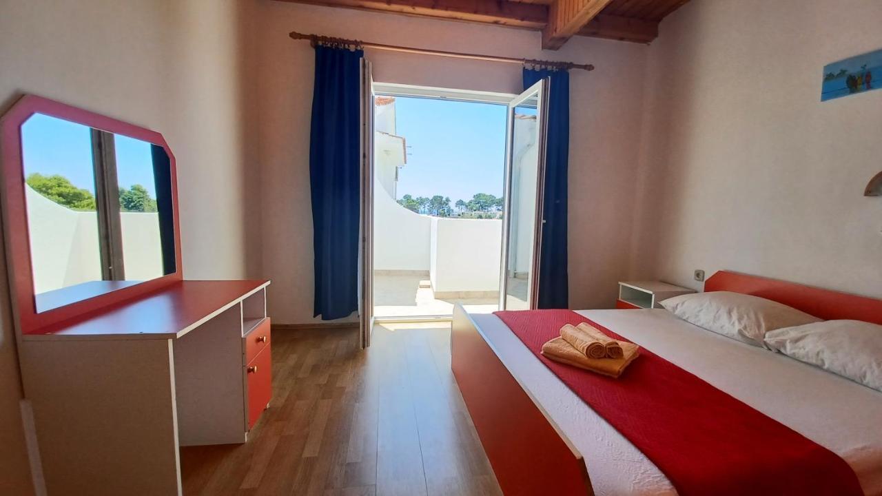 Apartments & Rooms Mila Banjol Kültér fotó